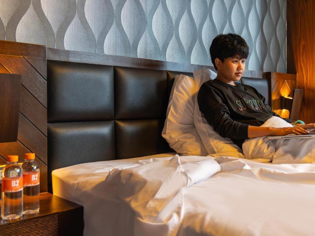 บีทู นิมมาน พรีเมียร์ โฮเทล Hotel เชียงใหม่ ภายนอก รูปภาพ